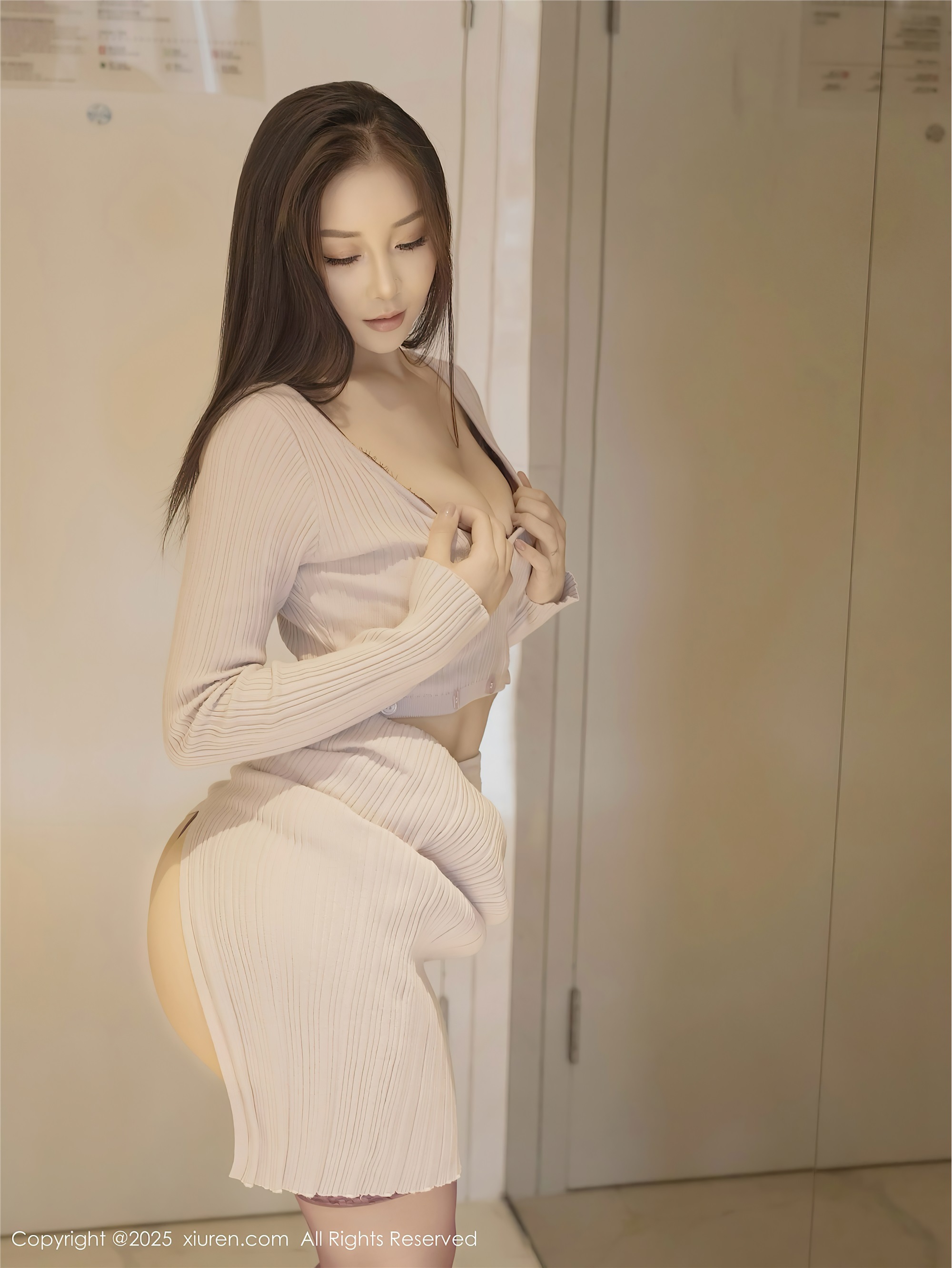 Xiuren秀人网 2025.04.15 NO.10151 兰滢滢